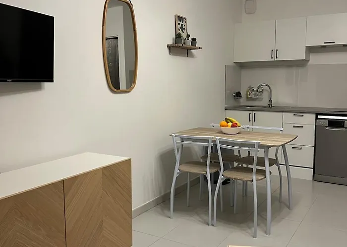 T2 Au Calme à 200m De La Avec Parking Privé